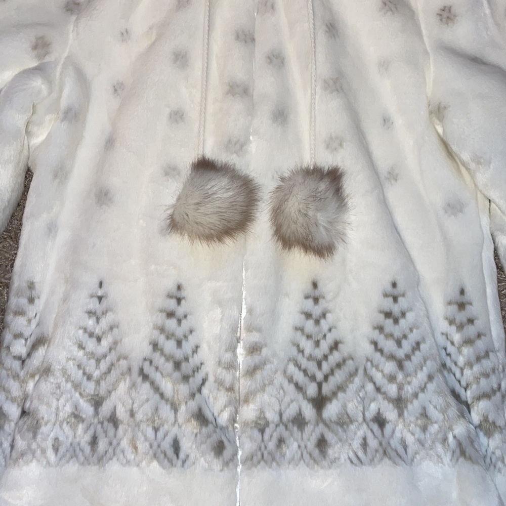 Small Black Mountain Winter Coat - Picture 2 of 5